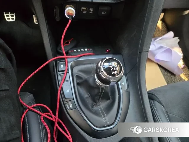 Hyundai Veloster (JS) id 3307846 из Кореи 11