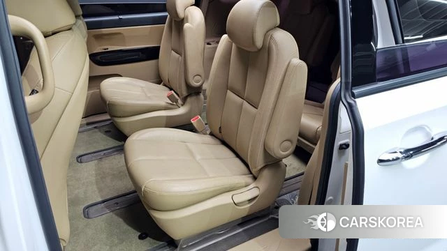 Kia The New Carnival id 4620010 из Кореи 11