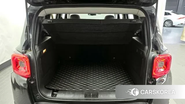 Jeep Renegade id 3170992 из Кореи 11