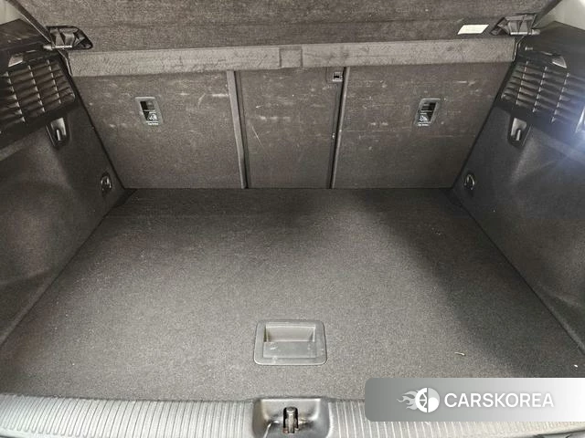 Audi Q2L id 4259105 из Китая 11