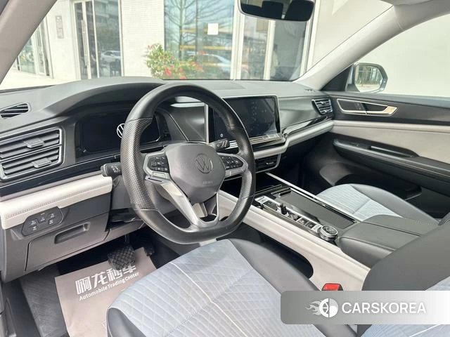Volkswagen Tourang id 4264166 из Китая 11