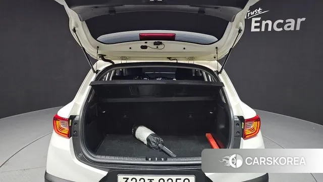 Kia Stonic id 3737267 из Кореи 11