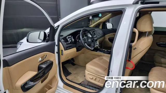 Kia The New Carnival id 2558825 из Кореи 11