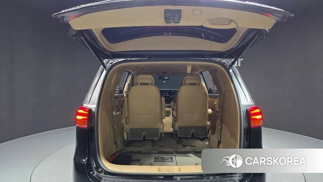 Kia The New Carnival id 4543256 из Кореи 11