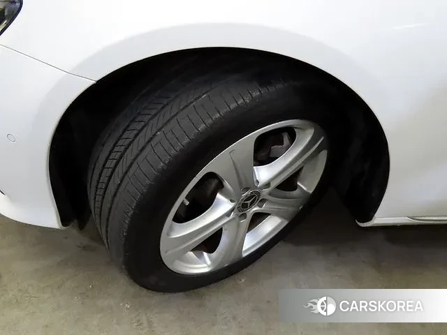 Mercedes-Benz E-Class W213 id 3608339 из Кореи 11