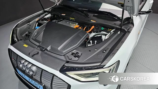 Audi e-Tron id 3915830 из Кореи 11