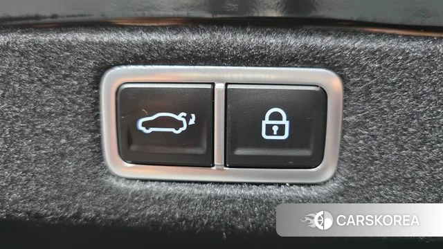 Hyundai Grandeur (GN7) id 4618191 из Кореи 11