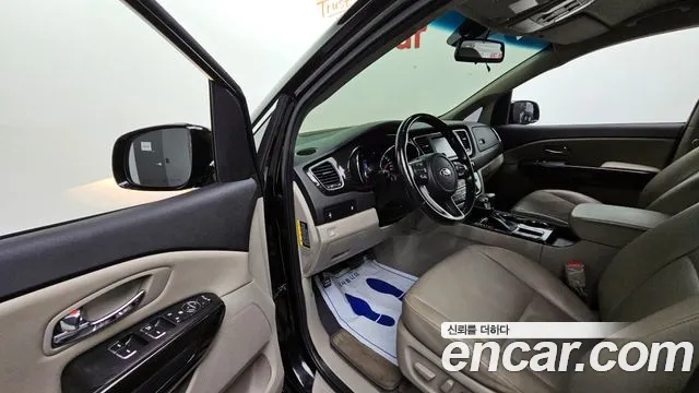 Kia The New Carnival id 2527424 из Кореи 11