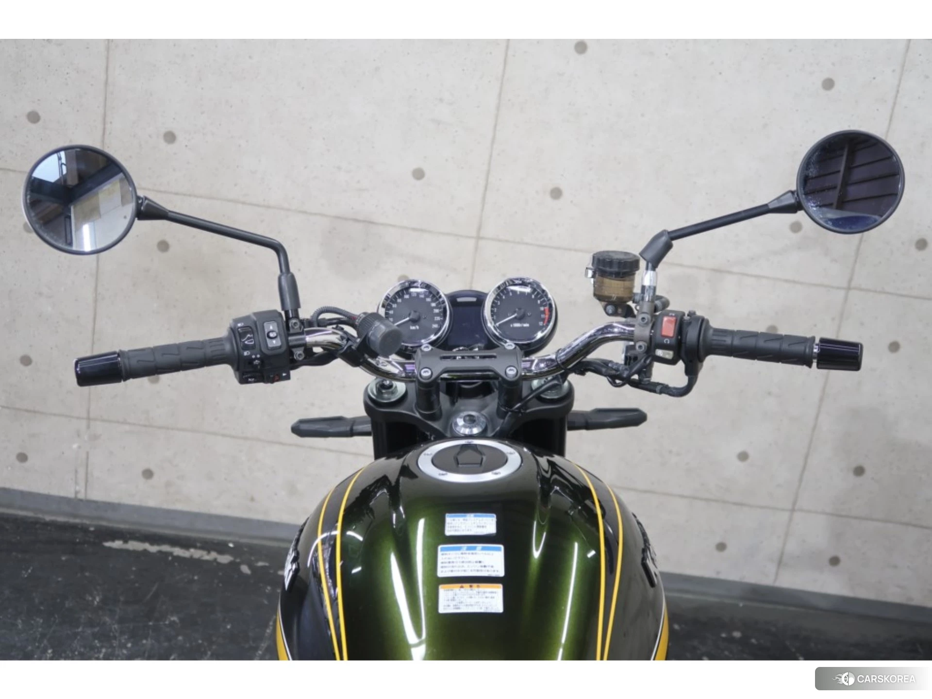 Kawasaki Z900RS id 3950307 из Японии 11