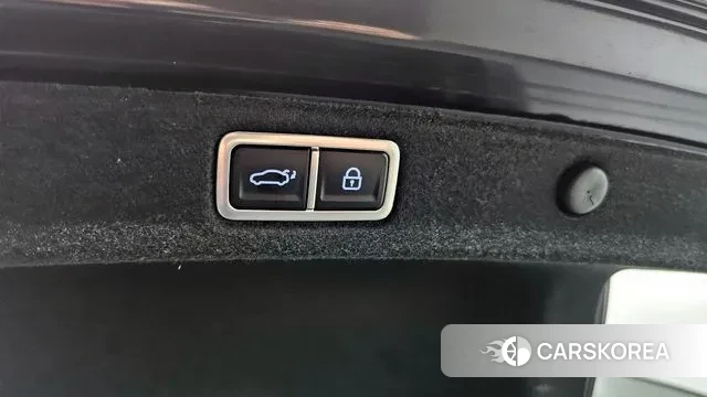 Hyundai Grandeur Hybrid (GN7) id 3322037 из Кореи 11