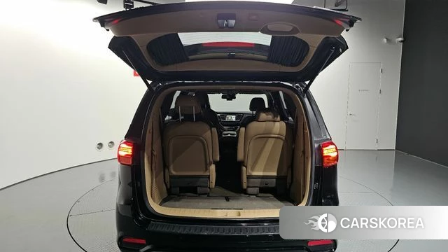 Kia The New Carnival id 3942879 из Кореи 11