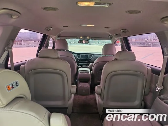 Kia All New Carnival id 2609702 из Кореи 11