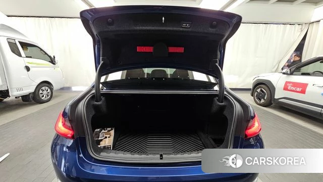 BMW 3 Series (G20) id 3852698 из Кореи 11