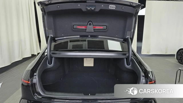 Hyundai Grandeur (GN7) id 3963798 из Кореи 11