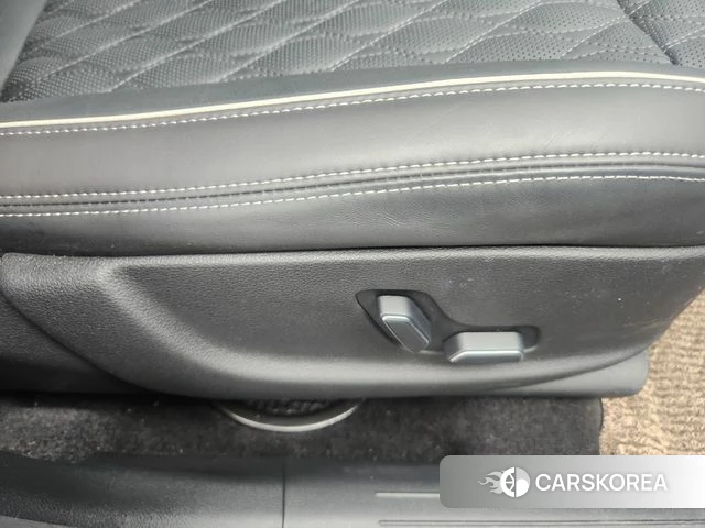 Genesis GV70 id 4211957 из Кореи 11