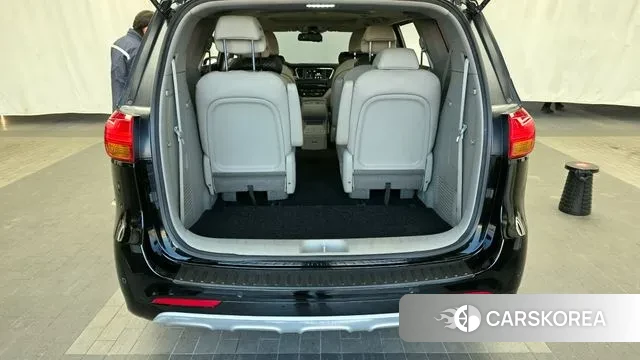 Kia All New Carnival id 3608413 из Кореи 11