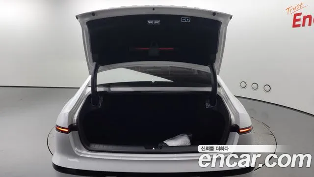 Hyundai Grandeur (GN7) id 2738841 из Кореи 11