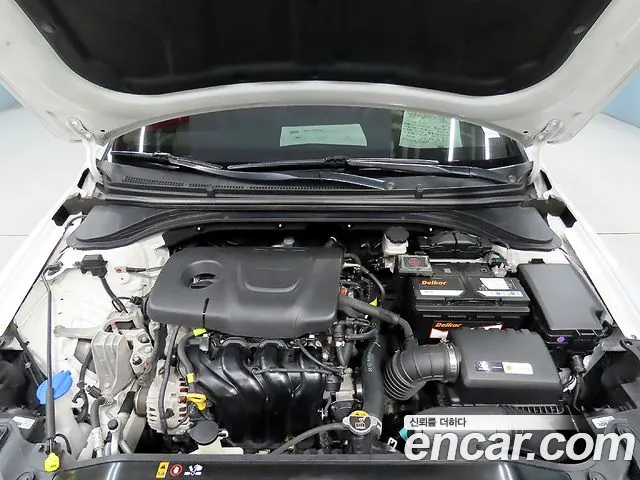 Hyundai Avante AD id 2460061 из Кореи 11