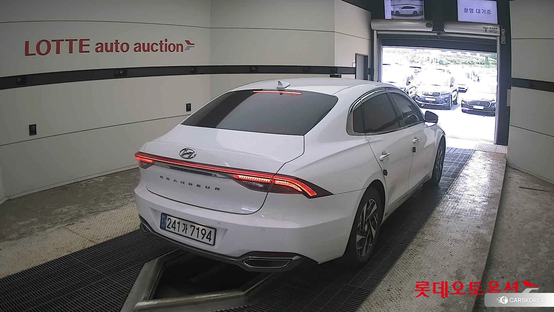 Hyundai Grandeur Hybrid id 4664263 из Кореи 11