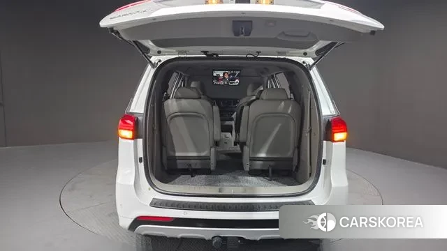 Kia All New Carnival id 3656858 из Кореи 11