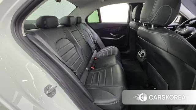 Mercedes-Benz C-Class W205 id 3708854 из Кореи 11