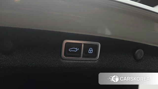 Hyundai Grandeur Hybrid (GN7) id 3838611 из Кореи 11