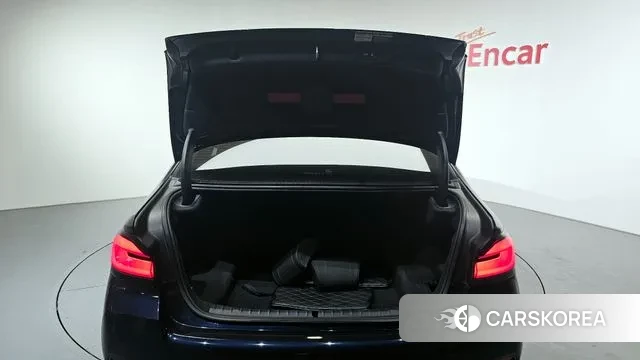 BMW 5 Series (G30) id 3690243 из Кореи 11