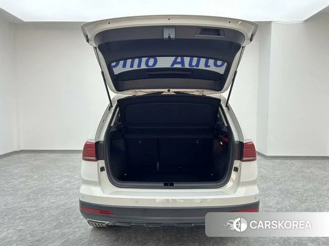 Volkswagen Tuyue id 4264616 из Китая 11