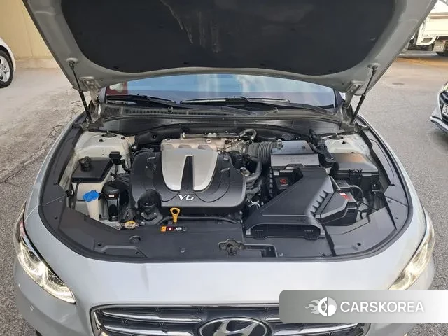 Hyundai Grandeur IG id 3150265 из Кореи 11