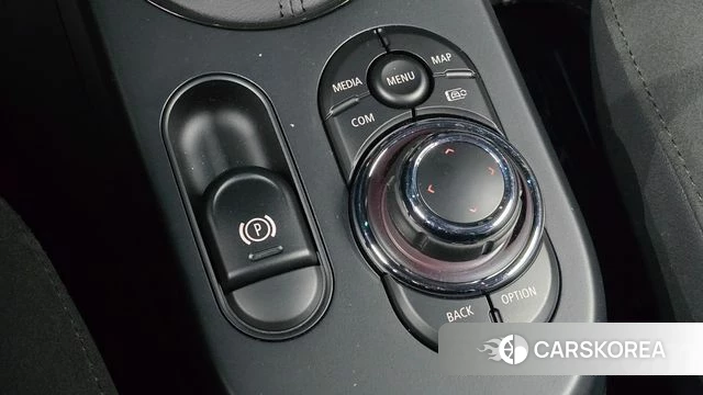Mini Cooper Electric id 4506657 из Кореи 11