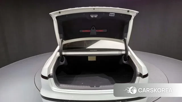 Hyundai Grandeur (GN7) id 3036773 из Кореи 11