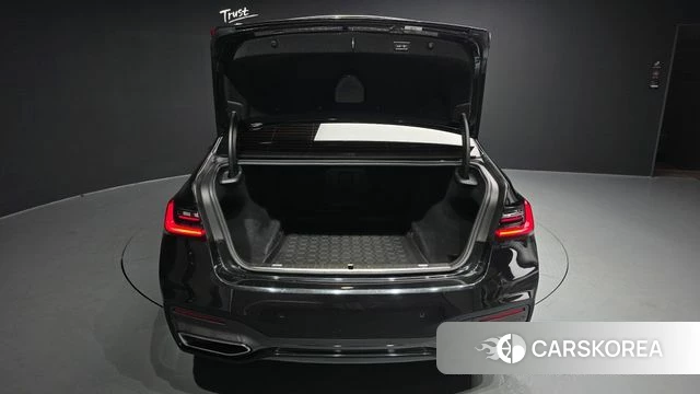 BMW 7 Series (G11) id 3924553 из Кореи 11