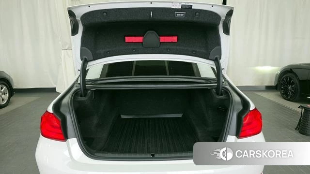 BMW 5 Series (G30) id 3873120 из Кореи 11