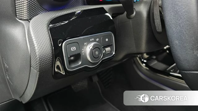 Mercedes-Benz A-Class W177 id 4702604 из Кореи 11