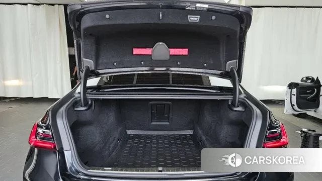 BMW 7 Series (G11) id 3017480 из Кореи 11