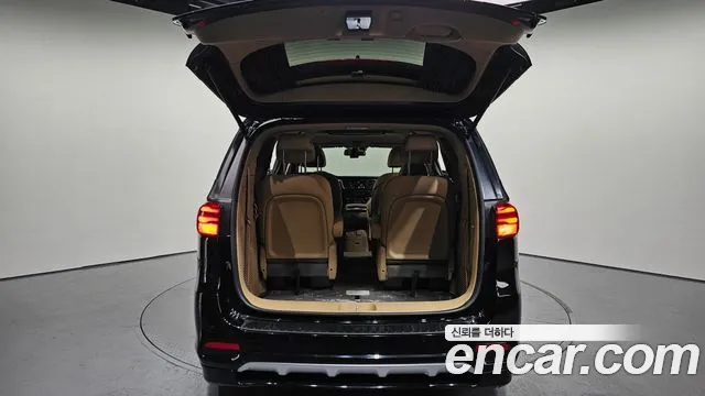 Kia The New Carnival id 2295817 из Кореи 11