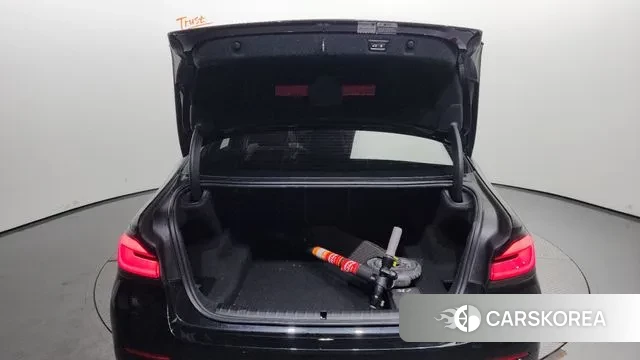 BMW 5 Series (G30) id 3037798 из Кореи 11