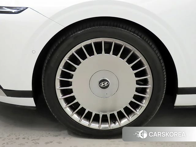 Hyundai Grandeur (GN7) id 3858639 из Кореи 11