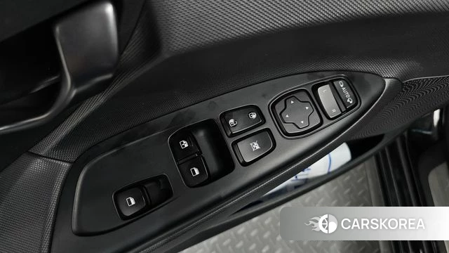 Hyundai Veloster (JS) id 4507216 из Кореи 11