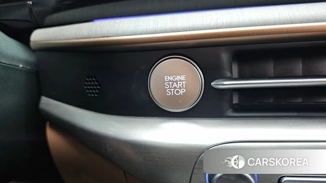 Hyundai Grandeur Hybrid (GN7) id 4222674 из Кореи 11