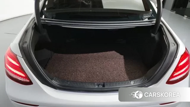 Mercedes-Benz E-Class W213 id 3188545 из Кореи 11