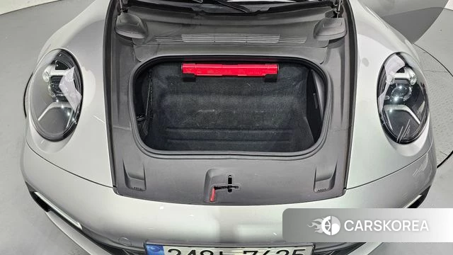 Porsche 911(992) id 4533871 из Кореи 11