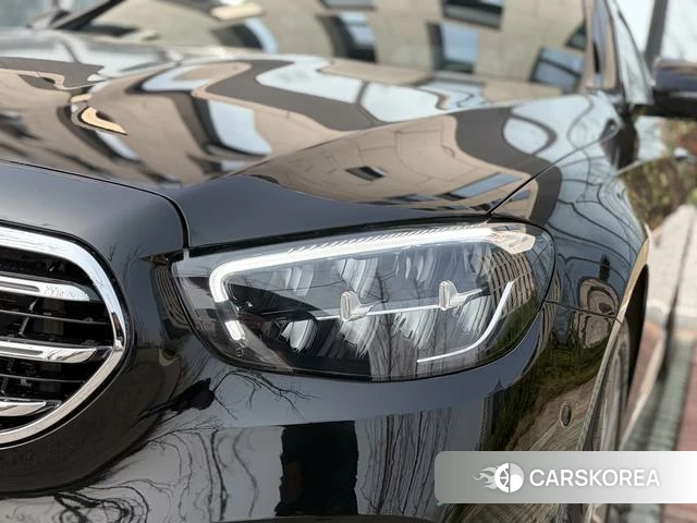 Mercedes-Benz E-class id 4260511 из Китая 11