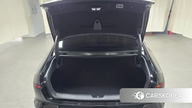 Hyundai Grandeur (GN7) id 3576622 из Кореи 11