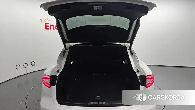 Maserati Levante id 3076296 из Кореи 11