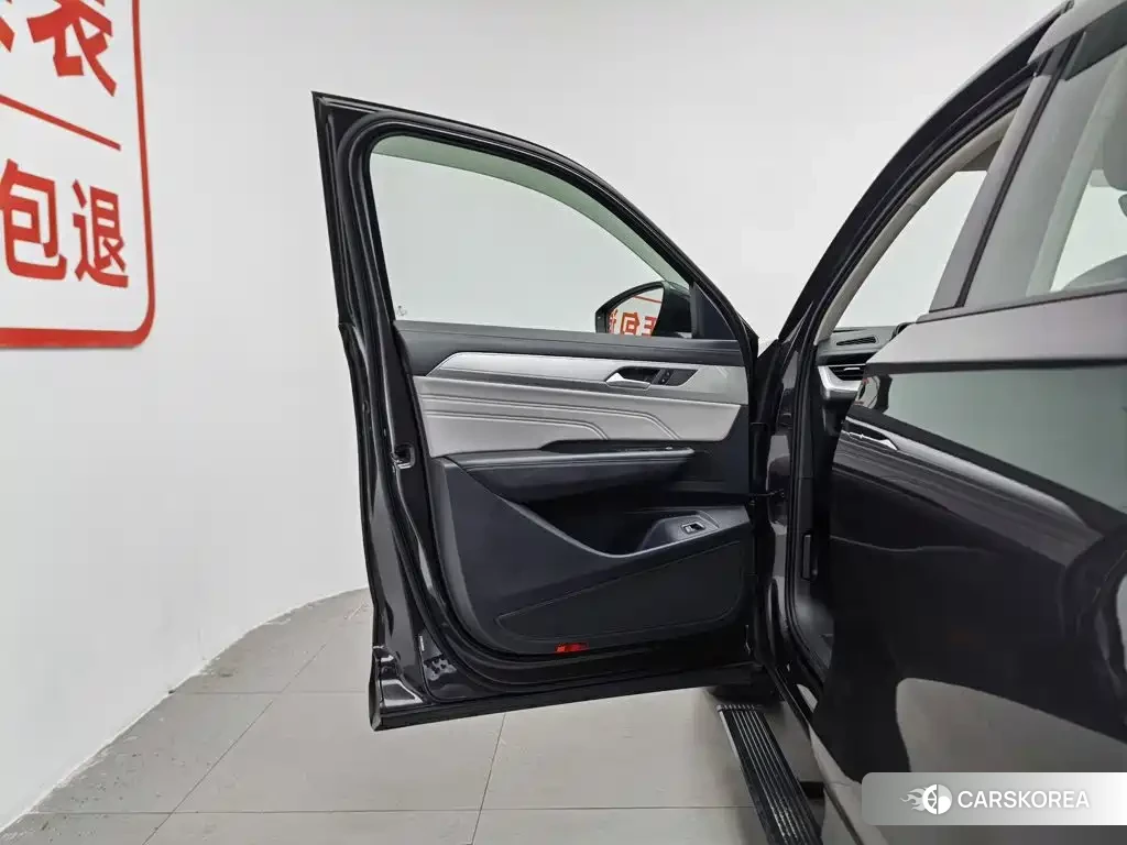 Volkswagen Range patrol id 4607155 из Китая 11