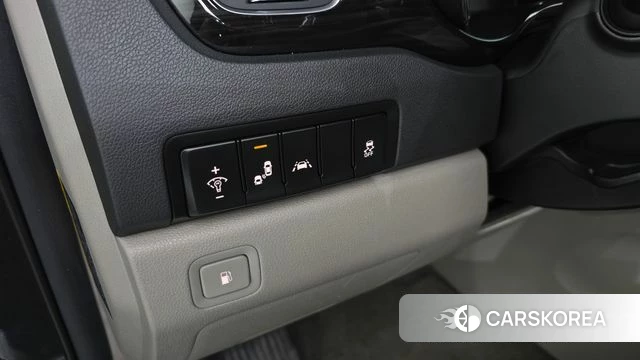 Kia The New Carnival id 4614772 из Кореи 11