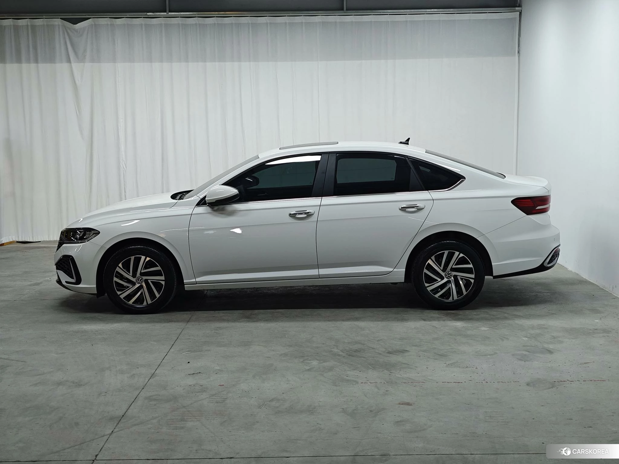Volkswagen Lavida id 4426462 из Китая 11