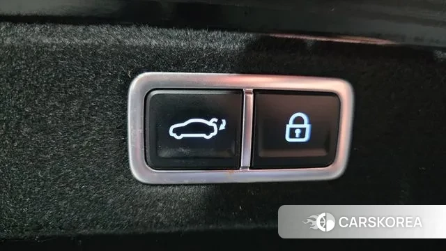 Hyundai Grandeur (GN7) id 3566028 из Кореи 11