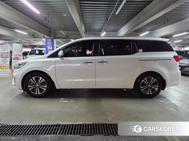 Kia The New Carnival id 4410827 из Кореи 11